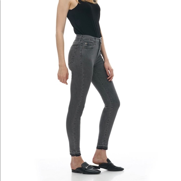 Rachel Skinny Jeans - Midrise with torn hem - Picture 1 of 5